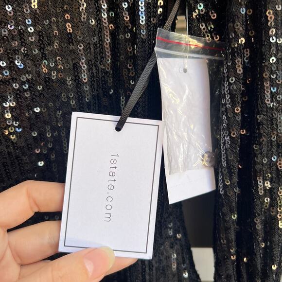 NWT 1.State Black Drape Back Sequin Top Size XS - Picture 5 of 7